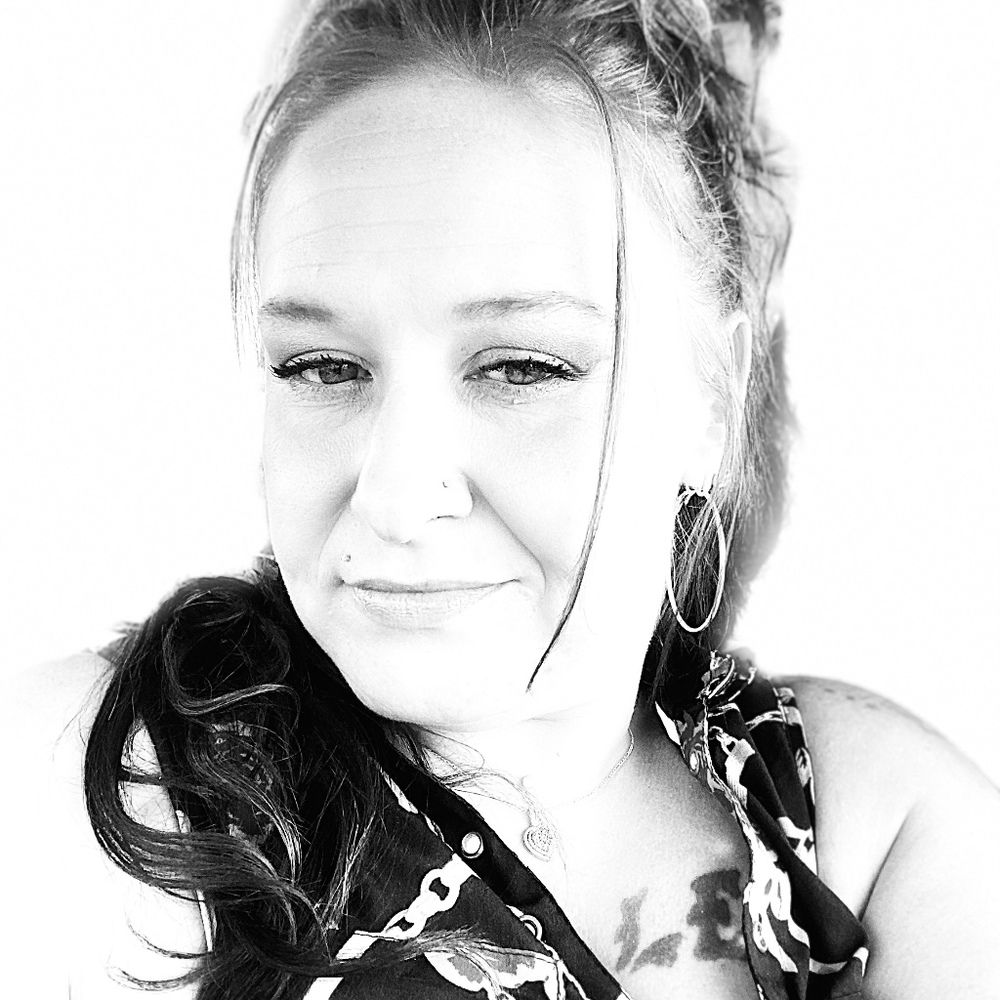 Meet your Posher, Tina
